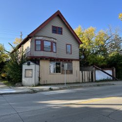 3475 N. Buffum St. Photo by Jeramey Jannene.