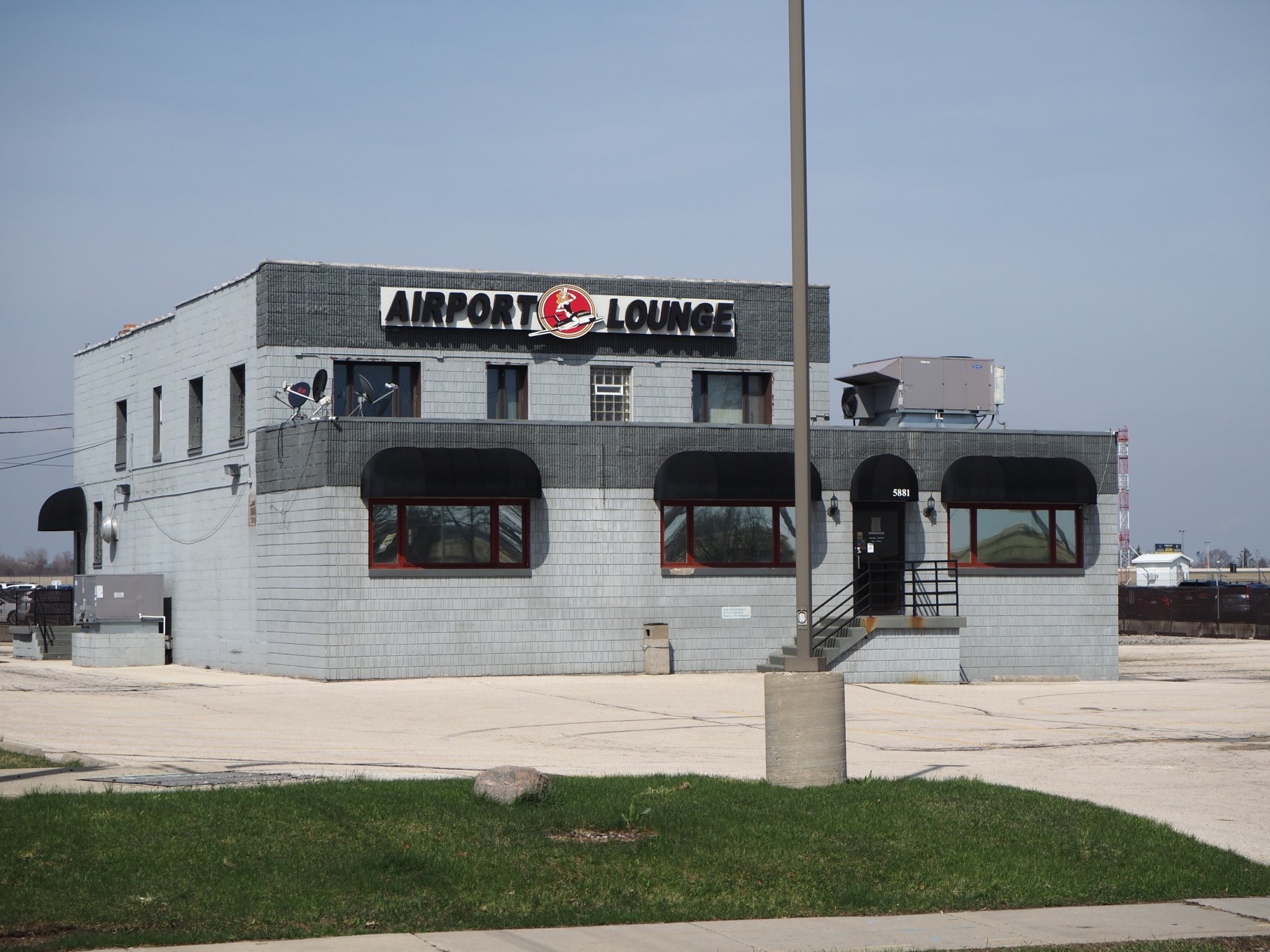 Strip Club Near Airport Closes