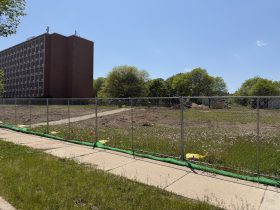 421 E. Locust St. in May 2026. Photo by Jeramey Jannene.