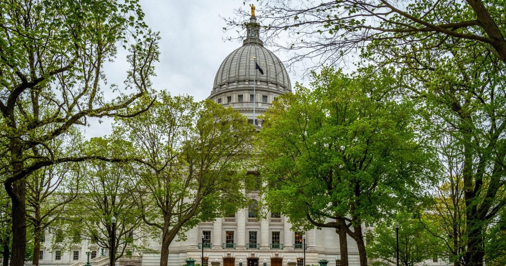 Wisconsin state Capitol building. Bill Martens/WPR