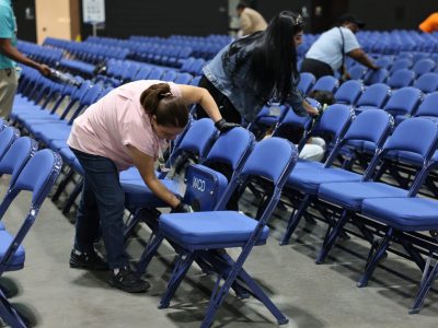 21,000 Expected As Jehovah’s Witness Convention Transforms Downtown Milwaukee