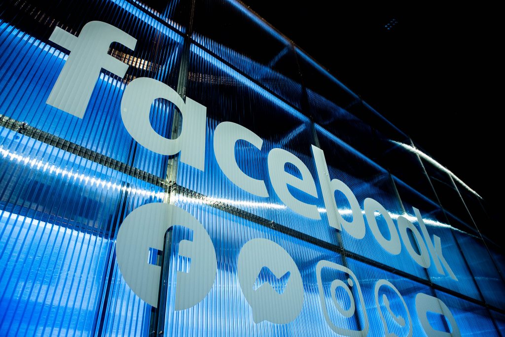 Facebook. Photo by Anthony Quintano. (CC BY 2.0) https://creativecommons.org/licenses/by/2.0/deed.en