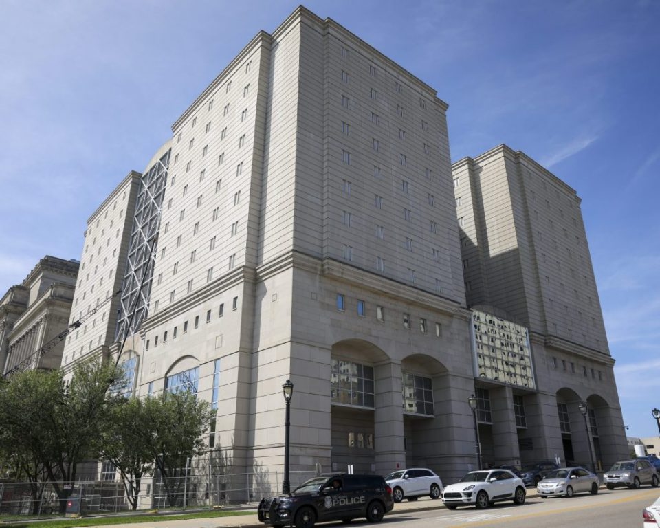 Milwaukee County Jail and Criminal Justice Facility on Tuesday, Aug. 25. (Photo by Jonathan Aguilar / Milwaukee Neighborhood News Service / CatchLight Local)