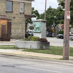 R.D. Whitehead Monument at 1516 S. Pearl St. Photo by Jeramey Jannene.