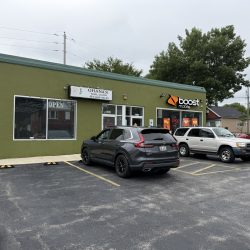 Ohana's Nail Salon and Boost Mobile at 1337 W. Oklahoma Ave. Photo by Jeramey Jannene.