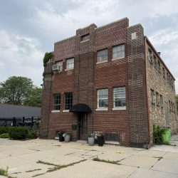 324 W. Vine St. Photo by Jeramey Jannene.