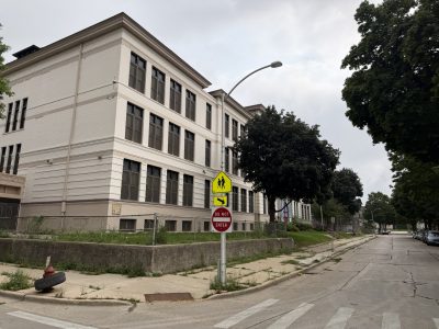 2816 W. Clarke St.