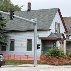 2709 W. Lincoln Ave. Photo by Jeramey Jannene.