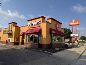 Popeyes at 2399 W. North Ave. Photo by Jeramey Jannene.