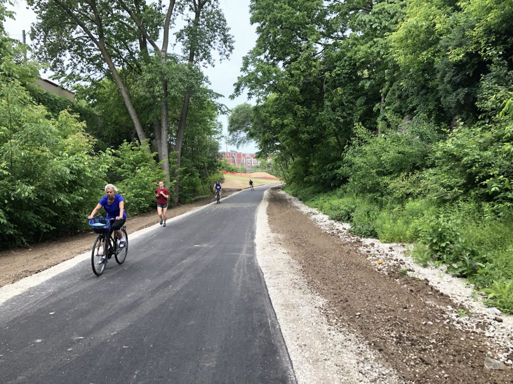 Bikers and runners on the Oak Leaf Trail. Photo by Jeramey Jannene.