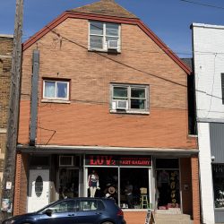2650-2652 S. Kinnickinnic Ave. Photo by Jeramey Jannene.