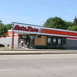 Photo taken June 18th, 2021 by Jeramey Jannene. All Rights Reserved. — AutoZone Store at 2475 W. North Ave.