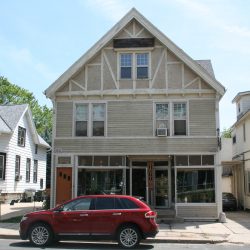 2462-2464 N. Cramer St. Photo by Jeramey Jannene.