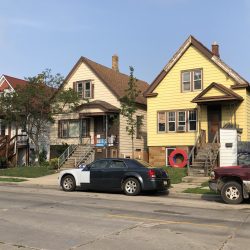 1616 and 1620 W. Windlake Ave. Photo by Jeramey Jannene.