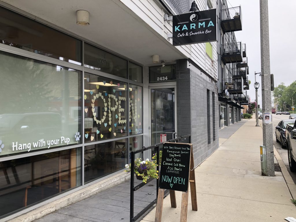 Karma Café & Smoothie Bar. Photo by Jeramey Jannene.