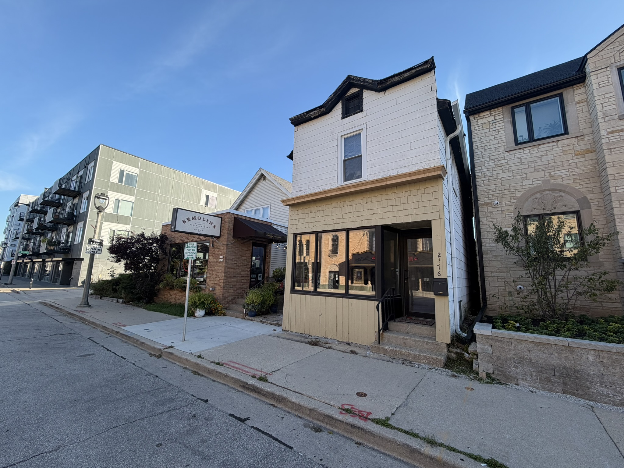 Room Service Chef Eyes Bay View Site For New Development