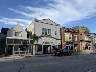 2225-2227 S. Kinnickinnic Ave.