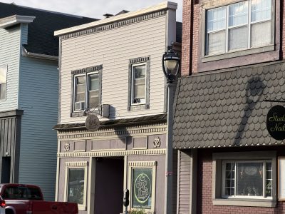 2241-2243 S. Kinnickinnic Ave.