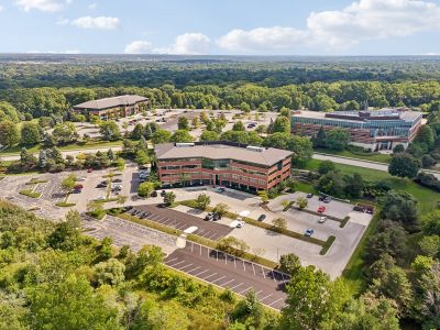 CBRE Named Exclusive Sales Agent for Pinnacle Office Portfolio in Brookfield, Wisconsin
