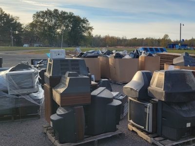 DNR Awards More Than $250,000 for Recycling Electronics in Underserved Areas