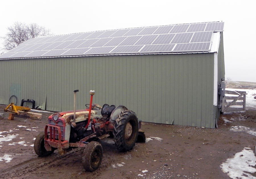 An Oregon dairy farm with solar panels installed. USDA (CC-BY)