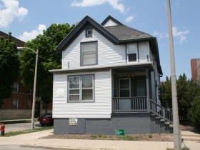 2128-2130 W. Wells St.