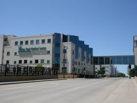 Aurora Sinai Medical Center