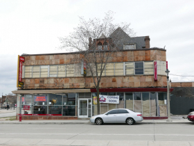 2532 W. Wisconsin Ave.