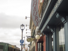 The Highbury Pub