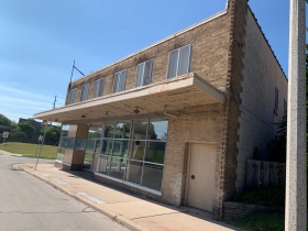 2870 S. Kinnickinnic Ave.