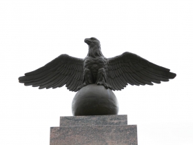 Bay View World War II Monument