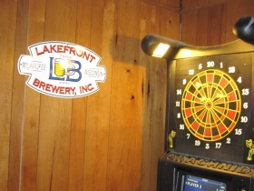 Lee's Luxury Lounge