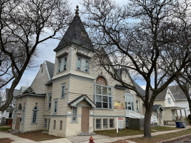 2644 S. Pine Ave., Former Deutsche Evangelische Christus Gemeinde