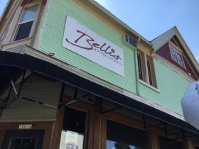 Bellis Bistro & Spirits