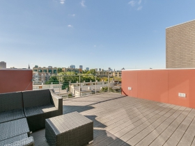 851 E. Reservoir Ave.