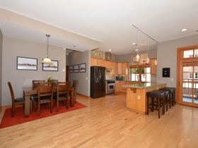 1809 N. Commerce St., #103