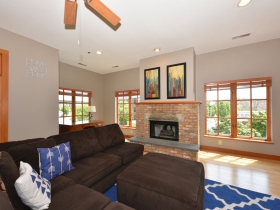 1809 N. Commerce St., #103