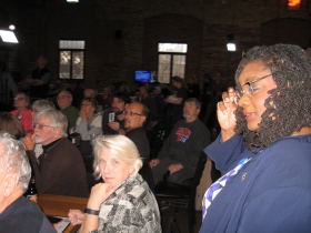 Gwen Moore [r]