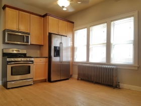 1017-19 E. Brady St.