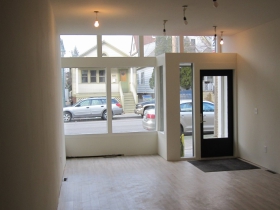 827-829 E. Brady St.