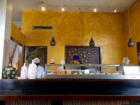 Thai-Namite sushi bar
