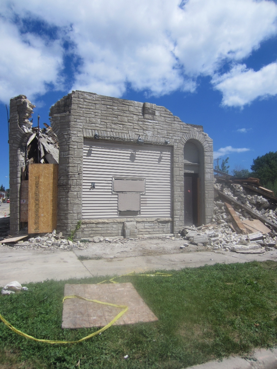 2242 N. Palmer Demolition