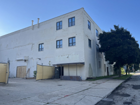 1929 N. Buffum St.