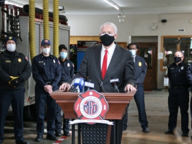 Mayor Tom Barrett