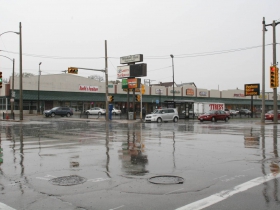 Mitchell Park Shopping Center
