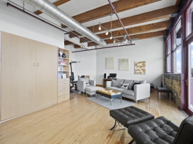 215 W. Maple St., #404