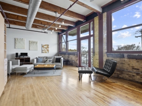 215 W. Maple St., #404