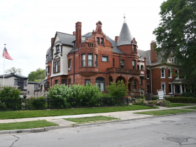 Schuster Mansion