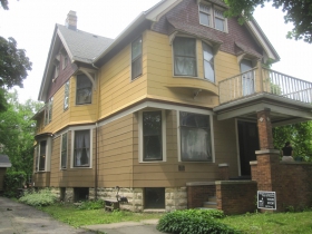Famed Arts Teacher Elsa Ulbricht's Home