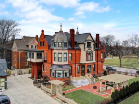 Schuster Mansion